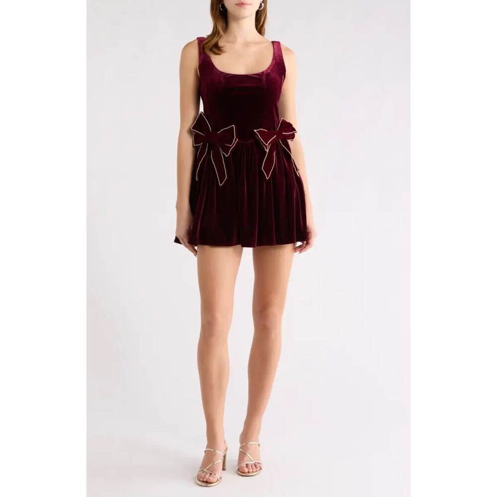 All in Favor Velvet Fit & Flare Sleeveless Mini Dress Beaded Bow Accents XSmall
